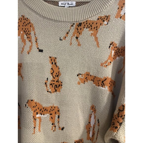White Birch Womens LARGE Sweater With Cheetahs Oversized Comfy Slouchy Crew Neck - Picture 3 of 9